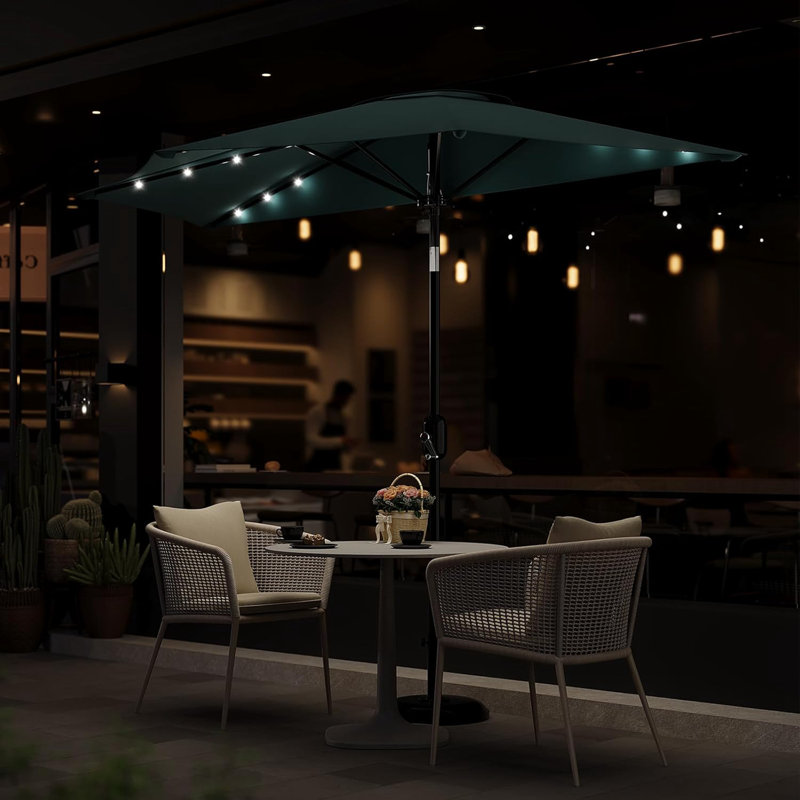 Parasol de patio demi-rond 9 pi avec éclairage à DEL solaire avec manivelle et bouton-poussoir inclinable en bleu sarcelle