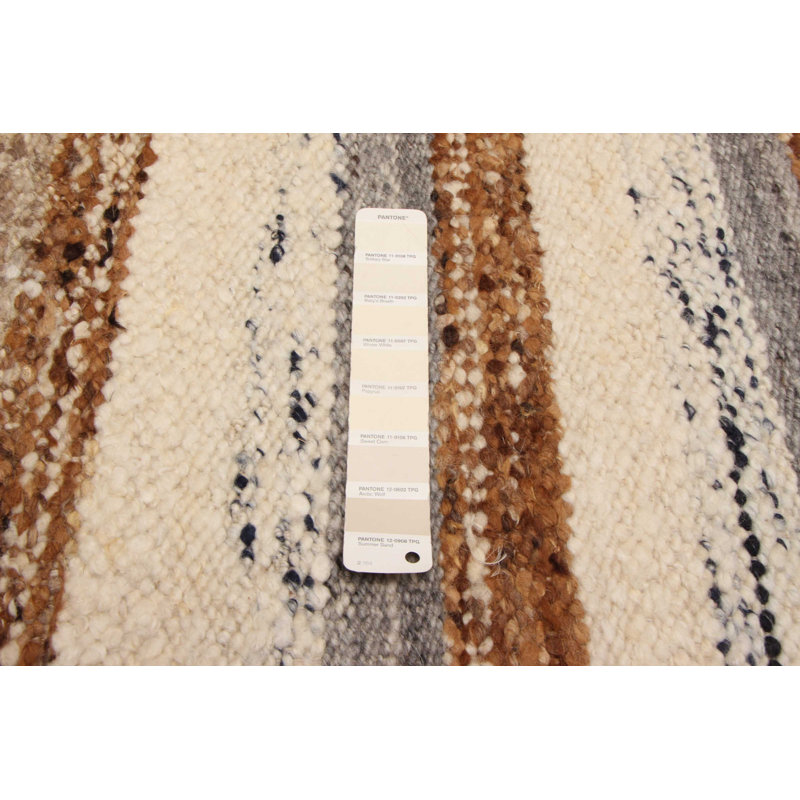 One-of-a-Kind Rectangle 4'10" x 7'8" New Age Rectangle Wool Area Rug in Ivory