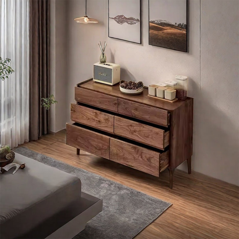 Armoire décorative en noyer fabriquée à la main