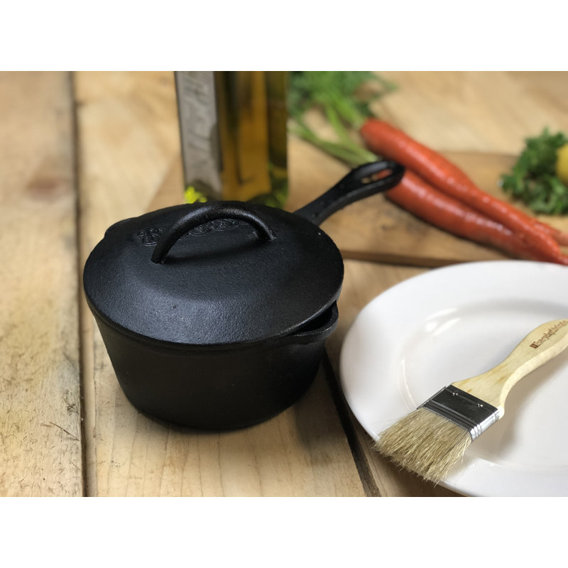 1 Quarts Cast Iron Saucepan