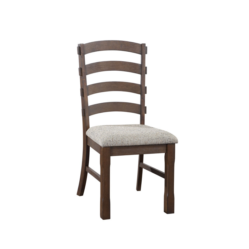 Chaleureuse et accueillante - tissu gris, brun rustique et chêne avec chaises confortables en tissu