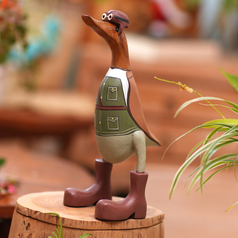 Statuette en bois de teck Rosalind Wheeler