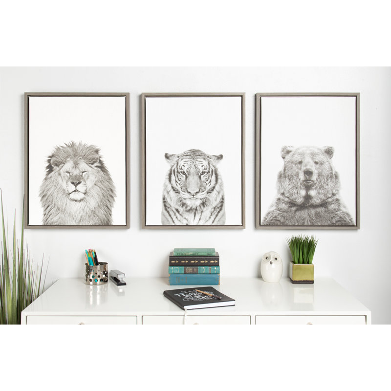 «Tiger» par Simon Te of Tai, reproduction d'art sur toile encadrée, H 24 po x l 18 po, Blanc / Gris