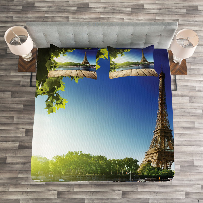 Green/Blue/White Microfibre Bedspread, 220 x 264 cm