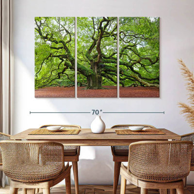 Harnek Lush Oak Tree