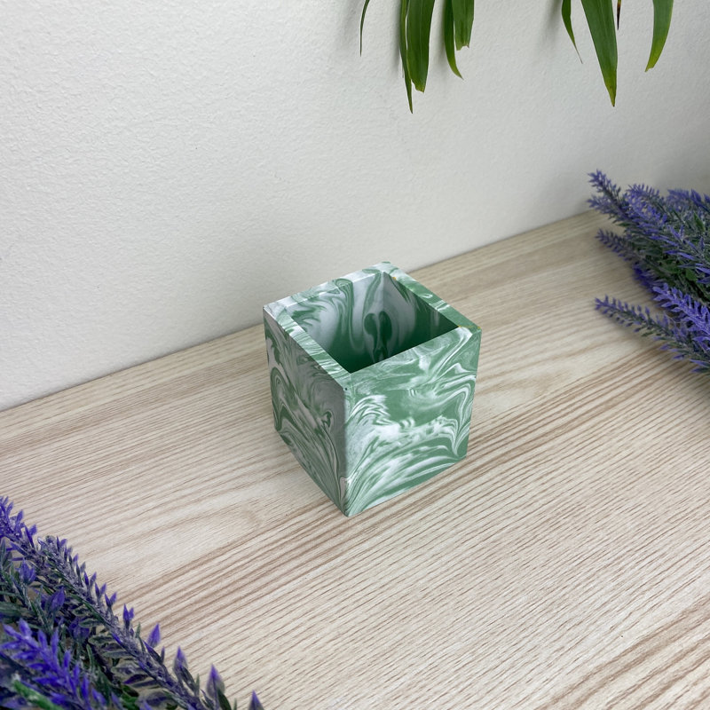 Neomi Square Pen Pot, Green