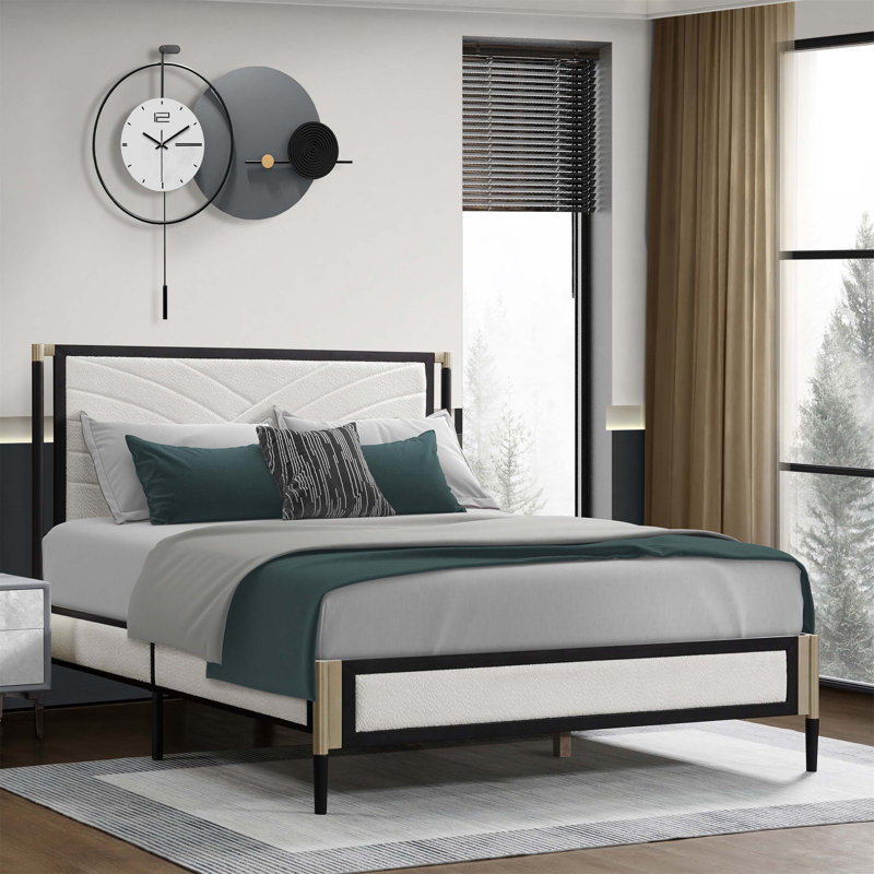 Lit double avec tête de lit en tissu blanc, cadre argent champagne et noir, Double