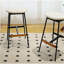 Ensemble moderne de 2 tabourets de bar confortables et sans dossier pour les chaises de bar de cuisine et de salle à manger