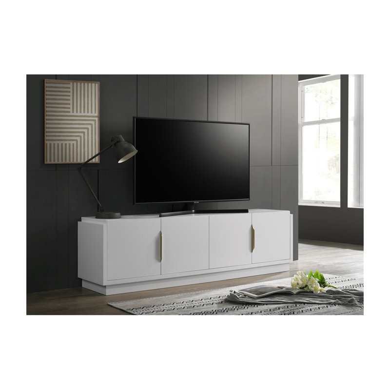 Meuble télé Carrington de 70 po de large à 4 portes avec tablette réglable Carrington