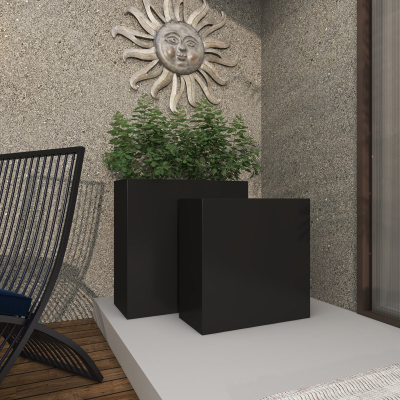 2 Piece Metal Indoor Outdoor Planter Set, Black
