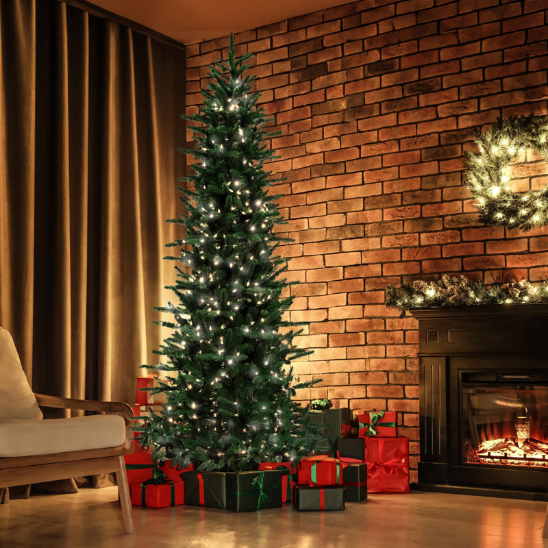 Arbre de Noël artificiel en pin de 9 pi avec lumières intelligentes incandescentes et base Fraser, H 108 po