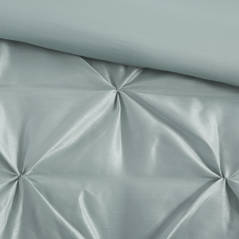 Ensemble d'édredon touffeté 7 pièces Laurel, Écume de mer, Édredon pour très grand lit + 1 jupe de lit + 2 
