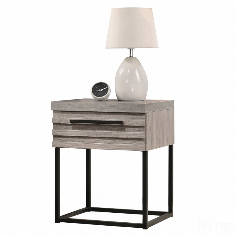 Table de chevet contemporaine en bois avec base en métal, taille unique, table de chevet seulement, gris vieilli