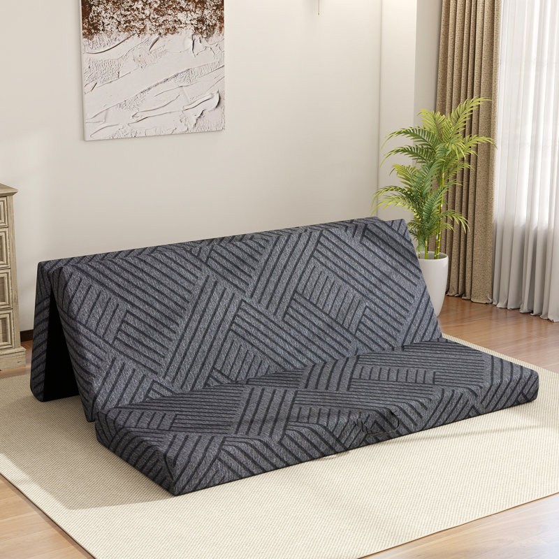 Matelas en mousse à mémoire de forme pliable de 6 po dans une boîte Driffield, Très grand lit