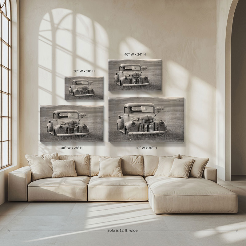 "Old Farm Truck" par Carol Robinson, reproduction sur toile, H 18 po x l 30 po x P 1 po