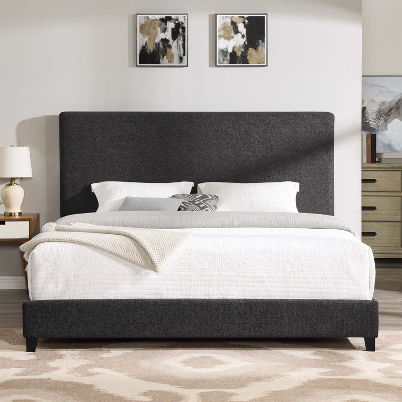 Lit plateforme tapissier luxueux avec tissu en polyester durable et design élégant, parfait pour les chambres à coucher modernes.