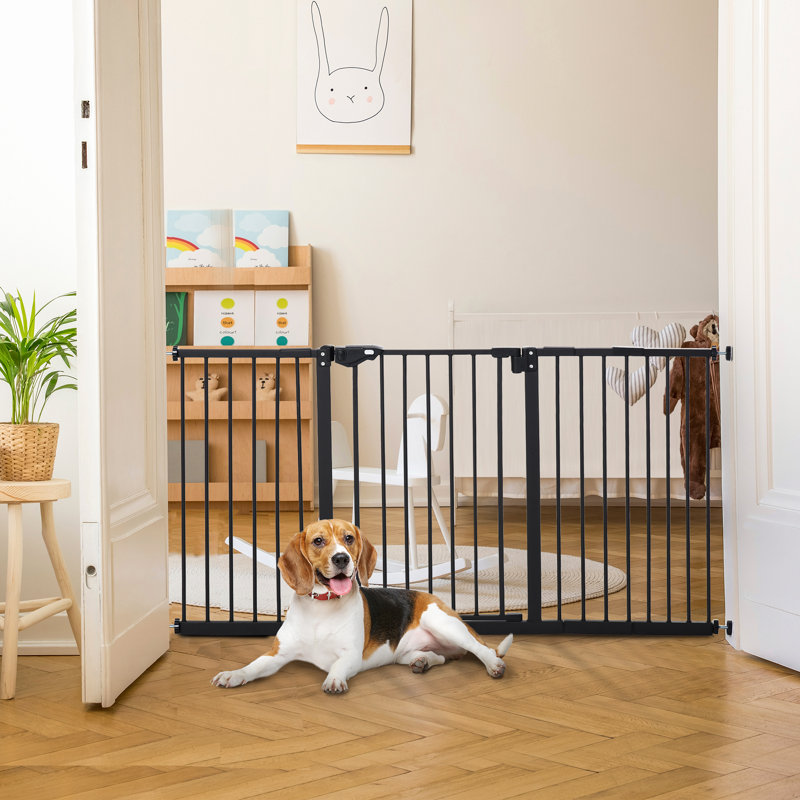 Adjustable Safety Gate with 3 Extensions 4 Adjustable Screws Black