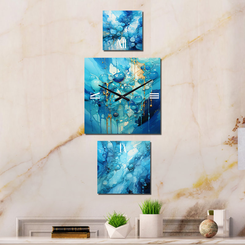 Maani Metal Wall Clock