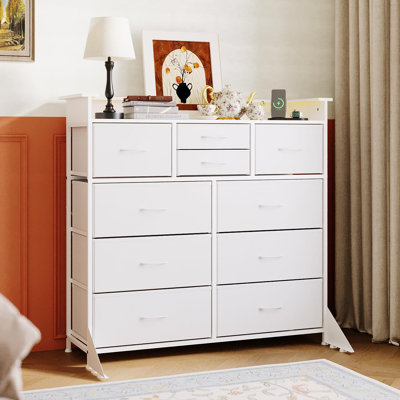 Commode en tissu à 10 tiroirs avec éclairage DEL blanc et borne de recharge