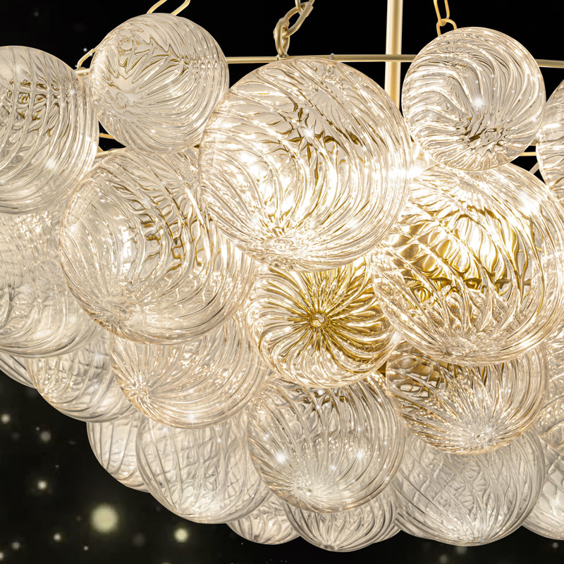 Lustres dorés avec globe en verre nervuré, 6 lumières, H 20,25 po x l 29,25 po x P 29,25 po