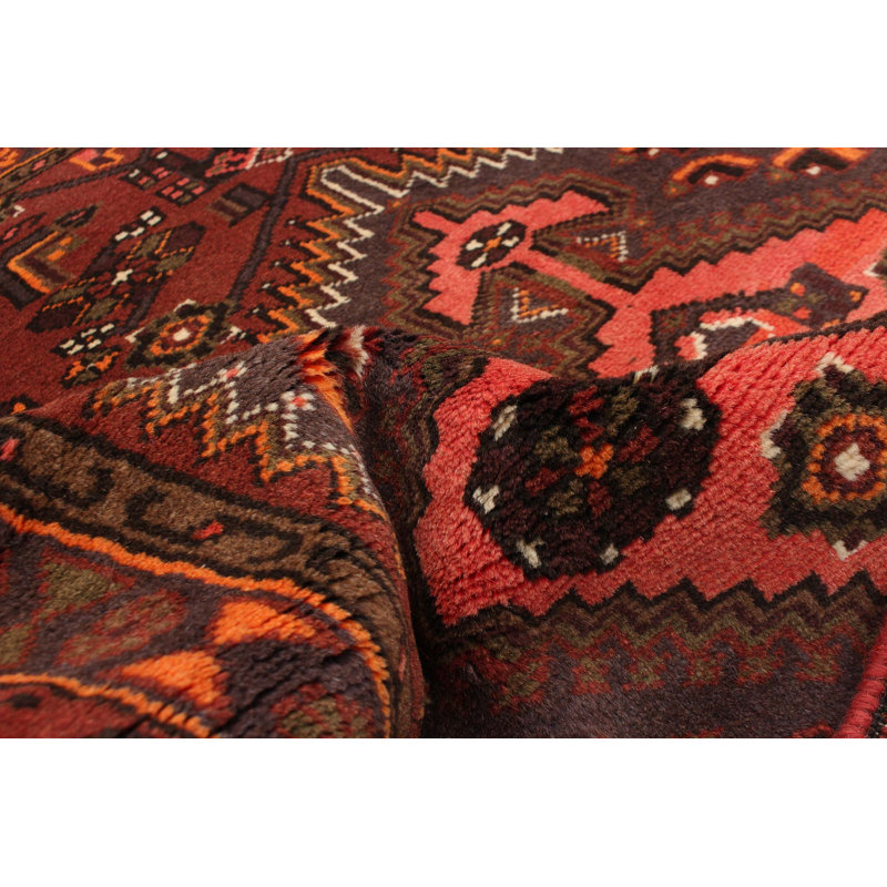 Tapis rouge foncé Nour 3 pi 3 po x 4 pi 10 po