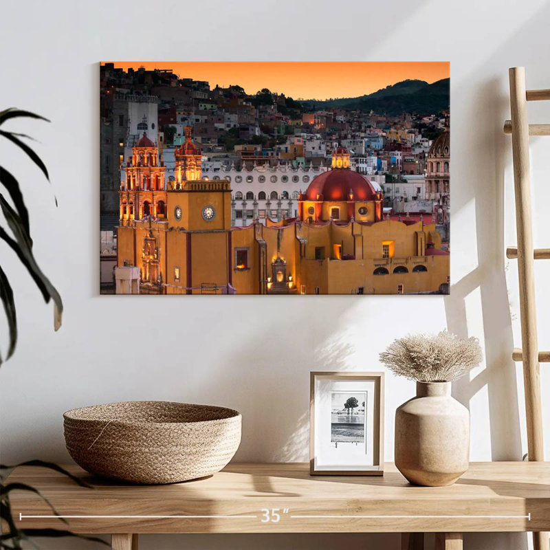 Ravi Guanajuato au coucher du soleil, H 16 po x l 24 po