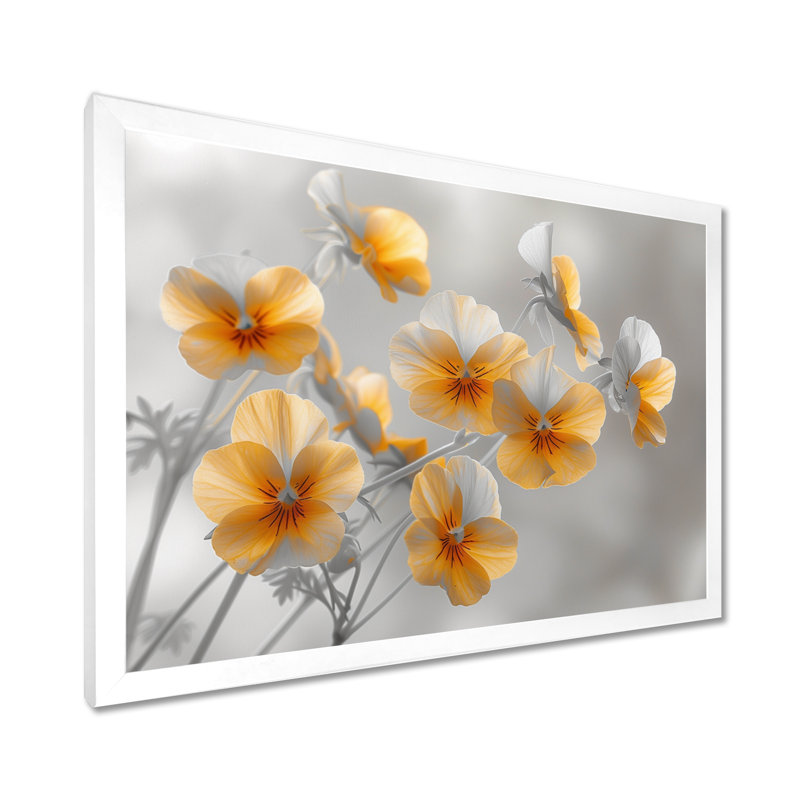 Monochromes parfumés - Pensées murales, Cadre blanc, H 30 po x l 40 po