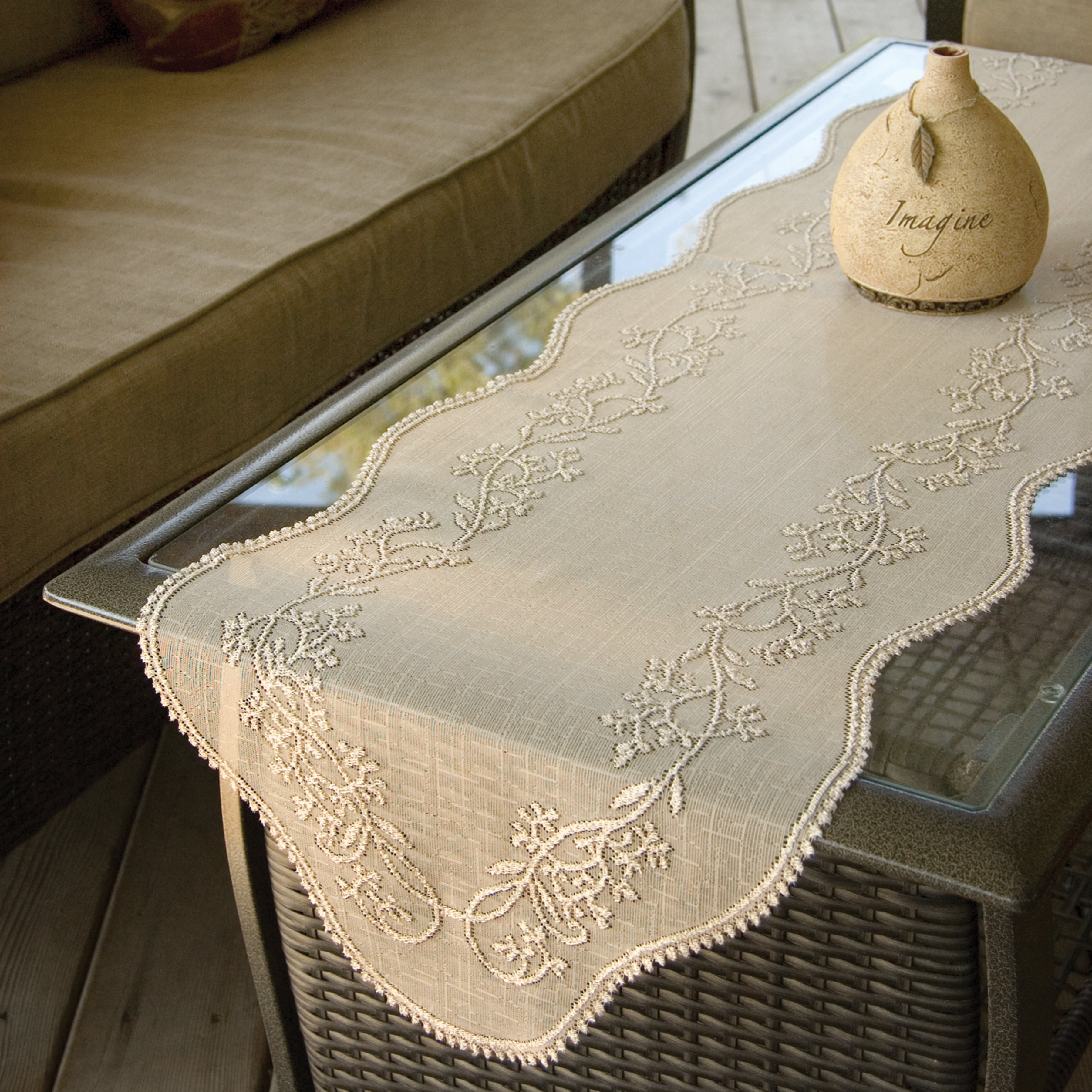 Gracie Oaks Medena Floral Oval Table Runner & Reviews | Wayfair 72x14