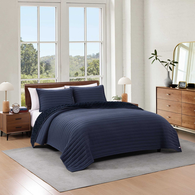 Tommy Hilfiger Classic Comfort Solid Reversible Blue Quilt Set, Queen Quilt + 2 Standard Shams