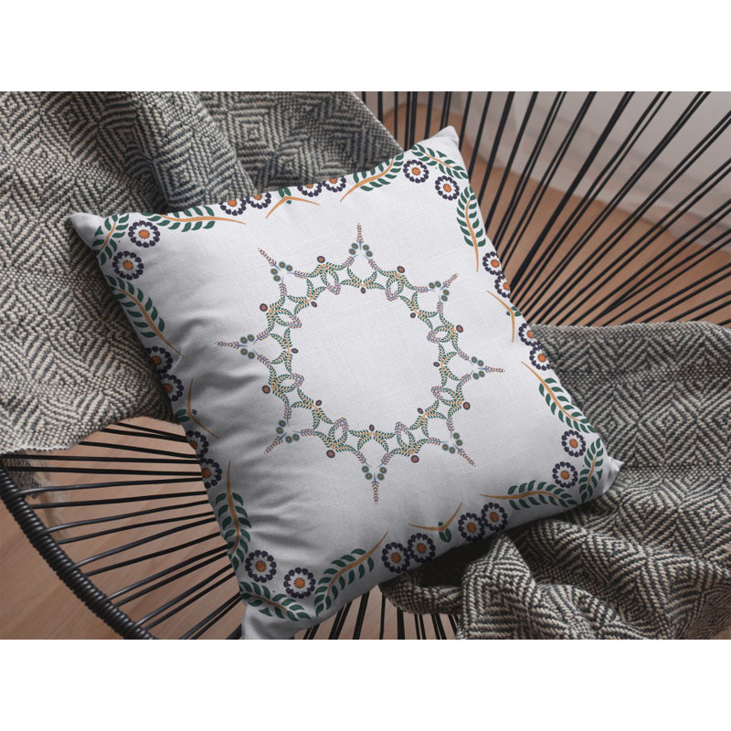 Coussin 18 po x 18 po