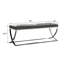 Banc contemporain noir avec cadre orné et pieds courbés modernes rembourrés