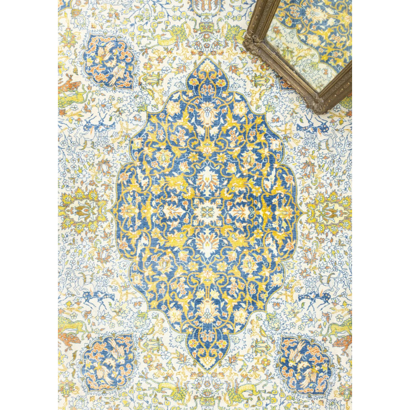 Tapis persan à motif de médaillon Freja