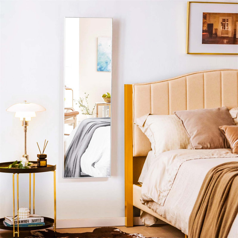 Demetrias Metal Rectangle Mirror, Silver