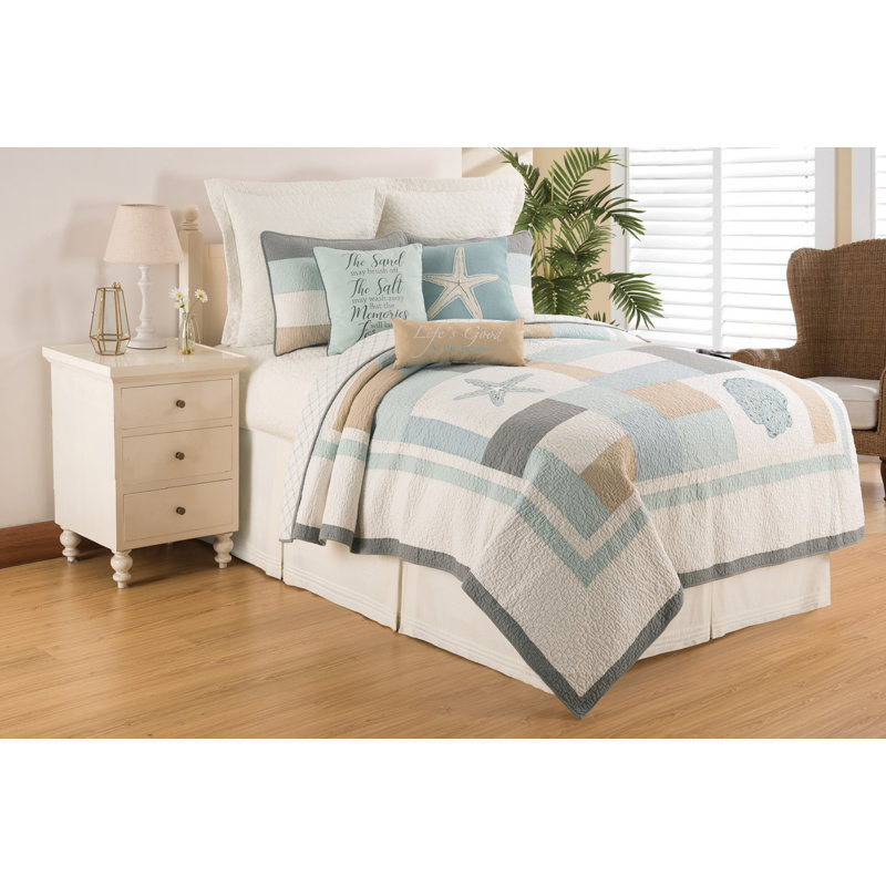 Axl Driftwood Shores Cotton Patchwork Coastal Quilt Set, Twin Quilt + 1 Shams