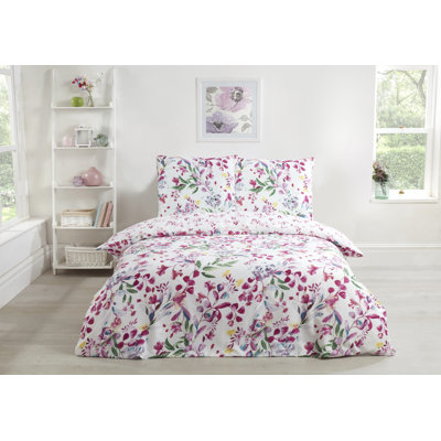 Adetutu Floral Duvet Cover Set with Pillowcases Included