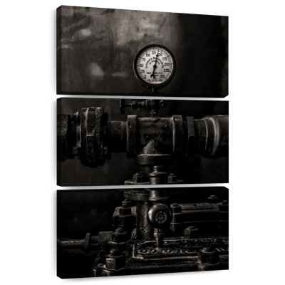 Kerner Toronto Distillery District Machinery I