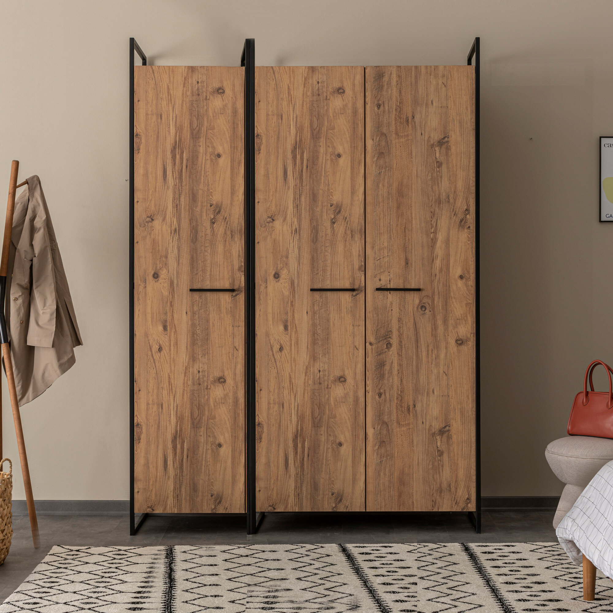 Georgia Rustic Solid Wood Wardrobe Armoire Closet with 4 Drawers.