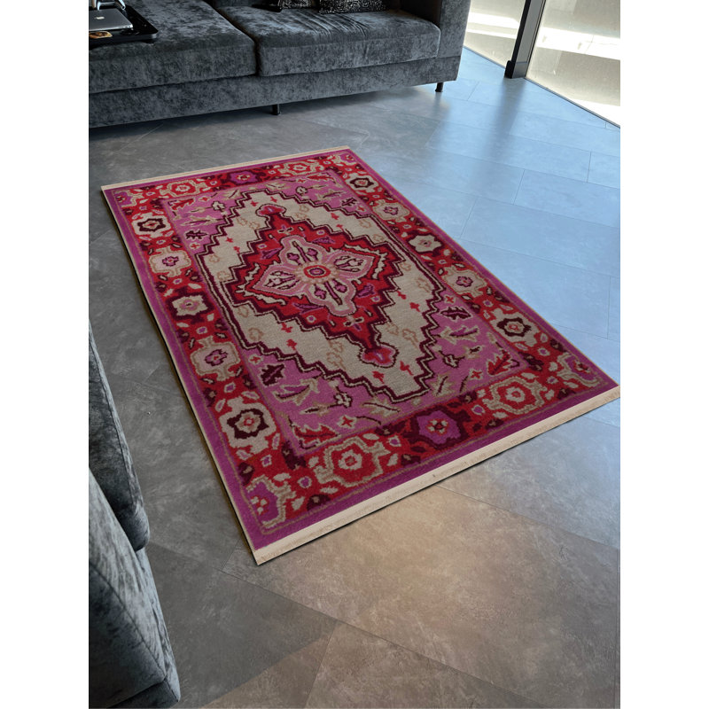 Tapis décoratif rose à motif floral, Rectangle 5 pi 1 po x 7 pi 6 po