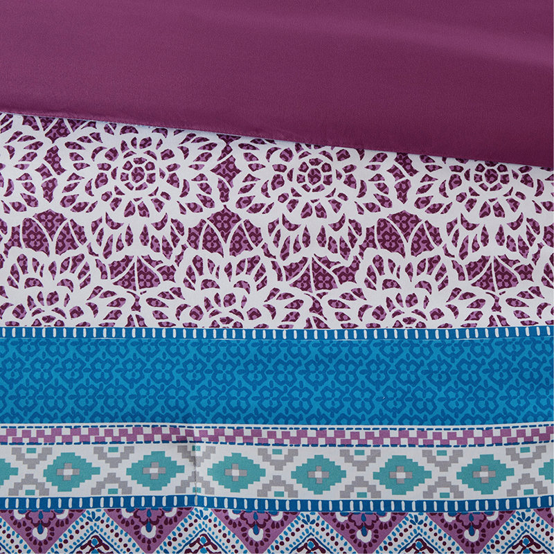 Full/Queen Comforter Set, Full/Queen Comforter + 4 Additional Pieces