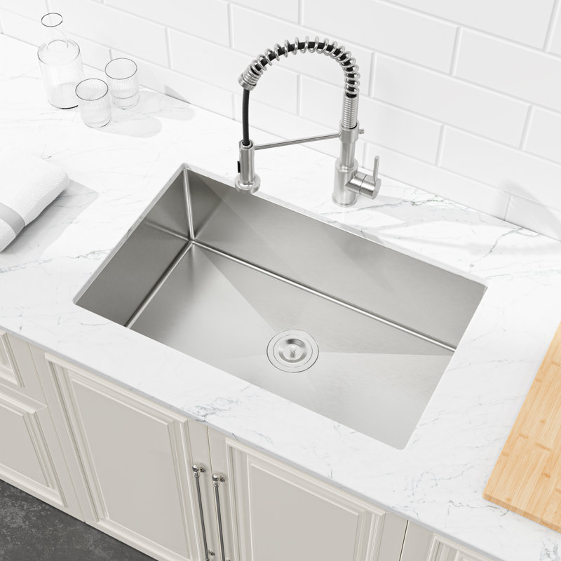Évier de cuisine encastré 30 po en acier inoxydable à simple cuve en nickel brossé de calibre 16 avec drain et crochets
