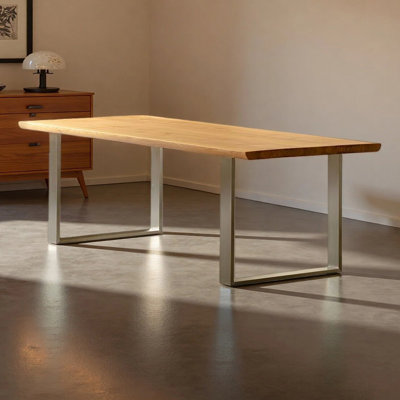 Table de salle à manger italienne minimaliste