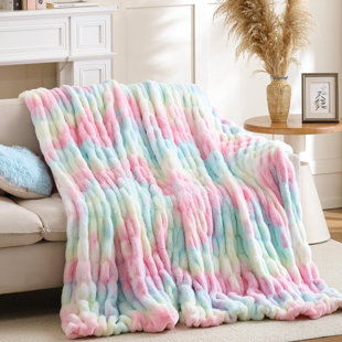 Faux Rabbit Fur Throw Blanket , Fuzzy Lightweight Fleece Throw Blankets For Bed And Sofa