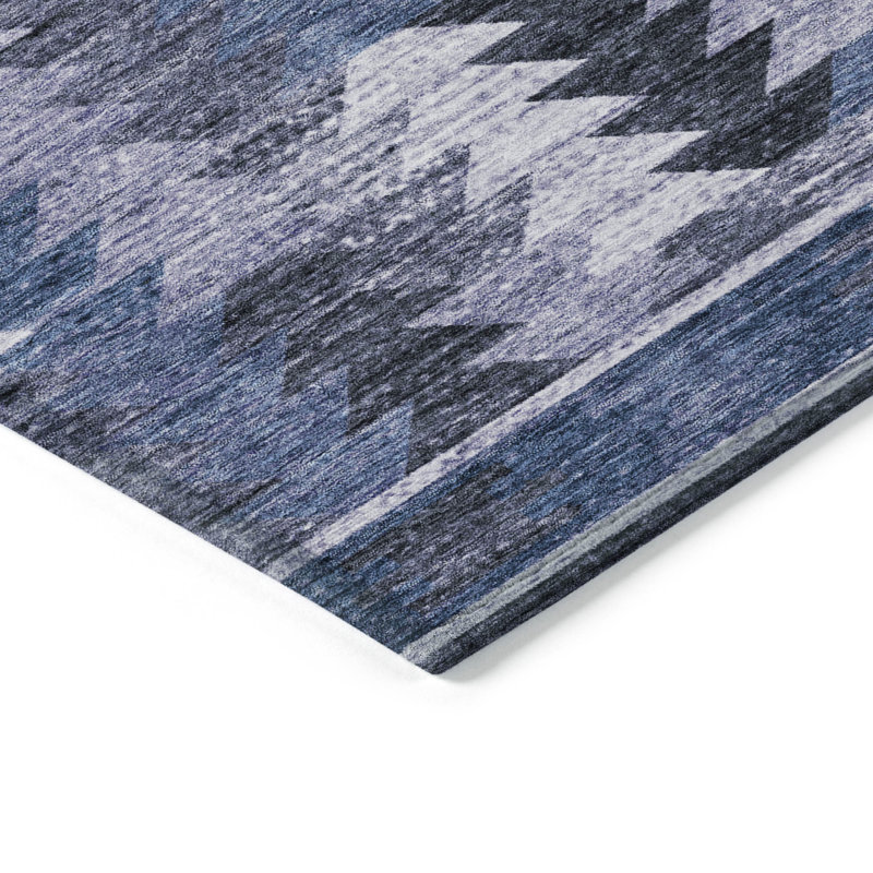 Tapis bleu intérieur / extérieur en polyester tissé à la machine Mahaney, Rectangle 9 pi x 12 pi