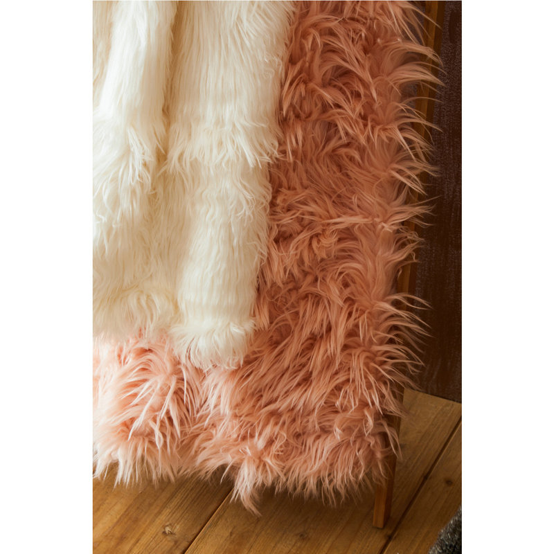 Akiana Bosie Lamina Throw, Pink