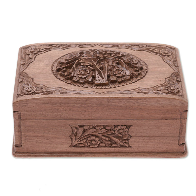 Boîte à bijoux florale en bois sculpté