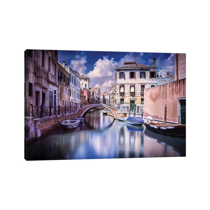 Canal vénitien, Venise, Italie II par Evgeny Kuklev - photographie sur toile tendue, H 18 po x l 26 po x P 1,5 po