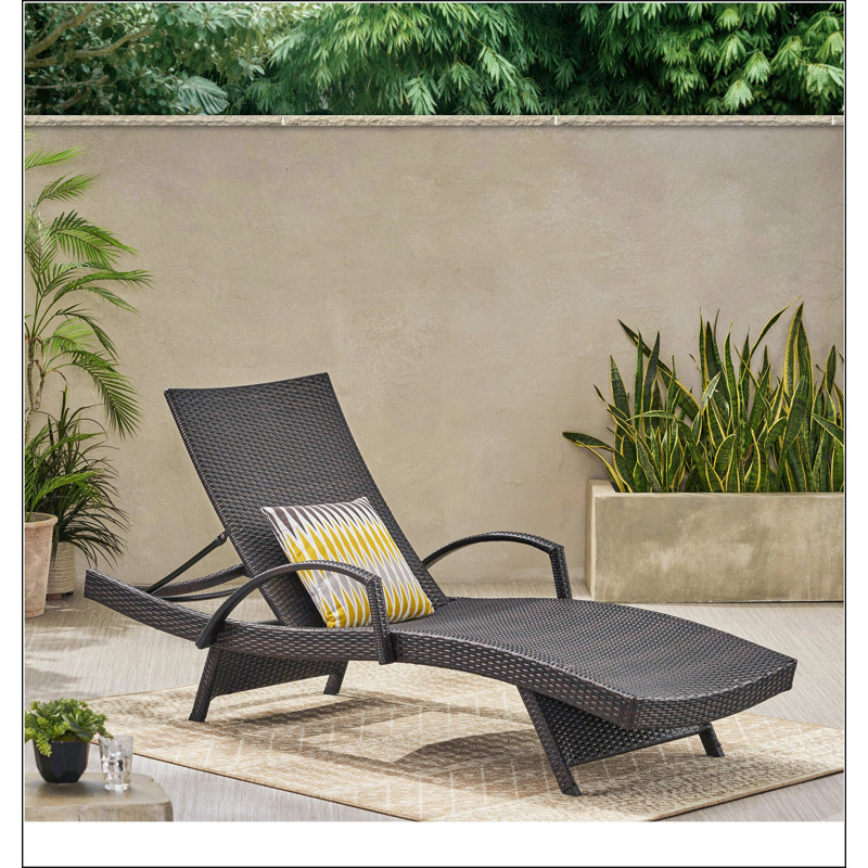 Fauteuil en osier avec accoudoirs Salem