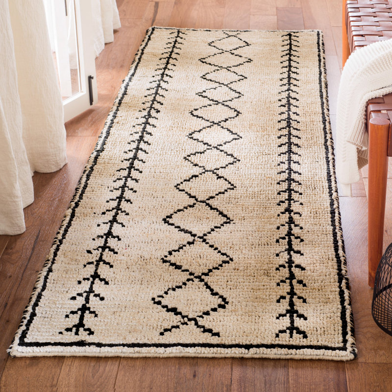 Wilmore Hand Woven Jute and Cotton Rug , Runner 2'6" x 8'