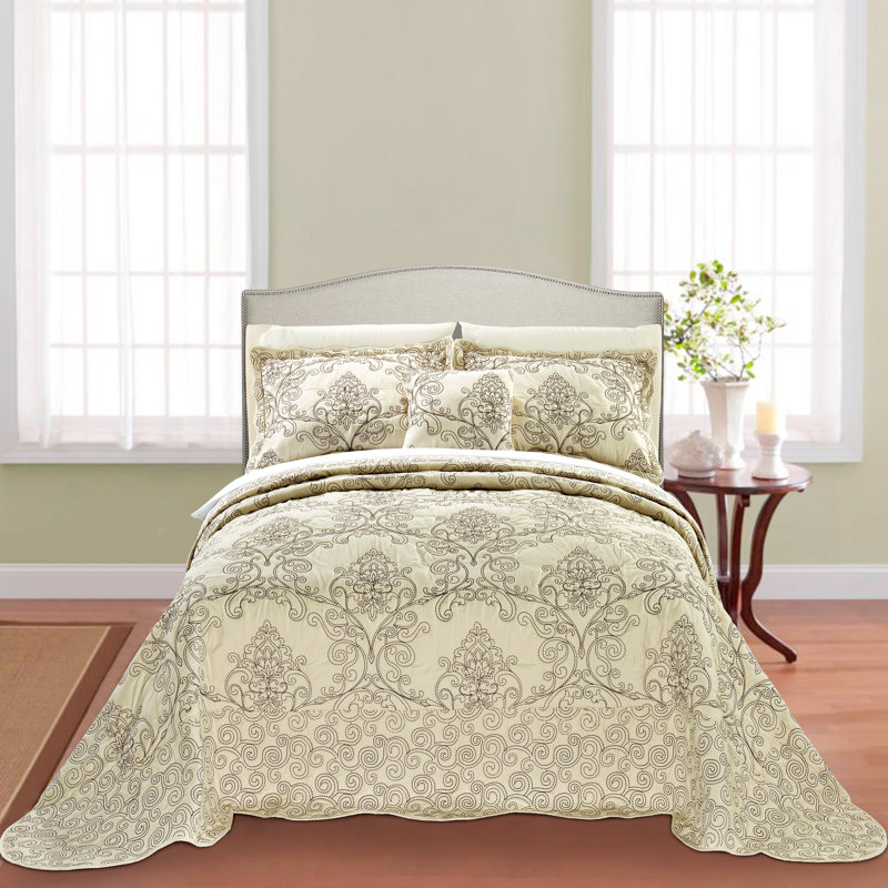 4 Piece Damask Oversized Embroidery Bedspread Set, Queen Quilt + 2 Queen Shams + Throw Pillow, Beige