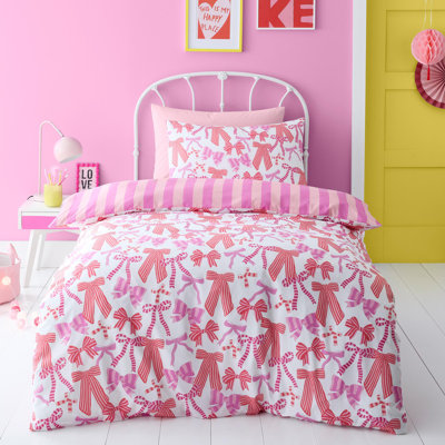 100% Polyester (60% Recycled) Striped Duvet Cover Set with Pillowcases